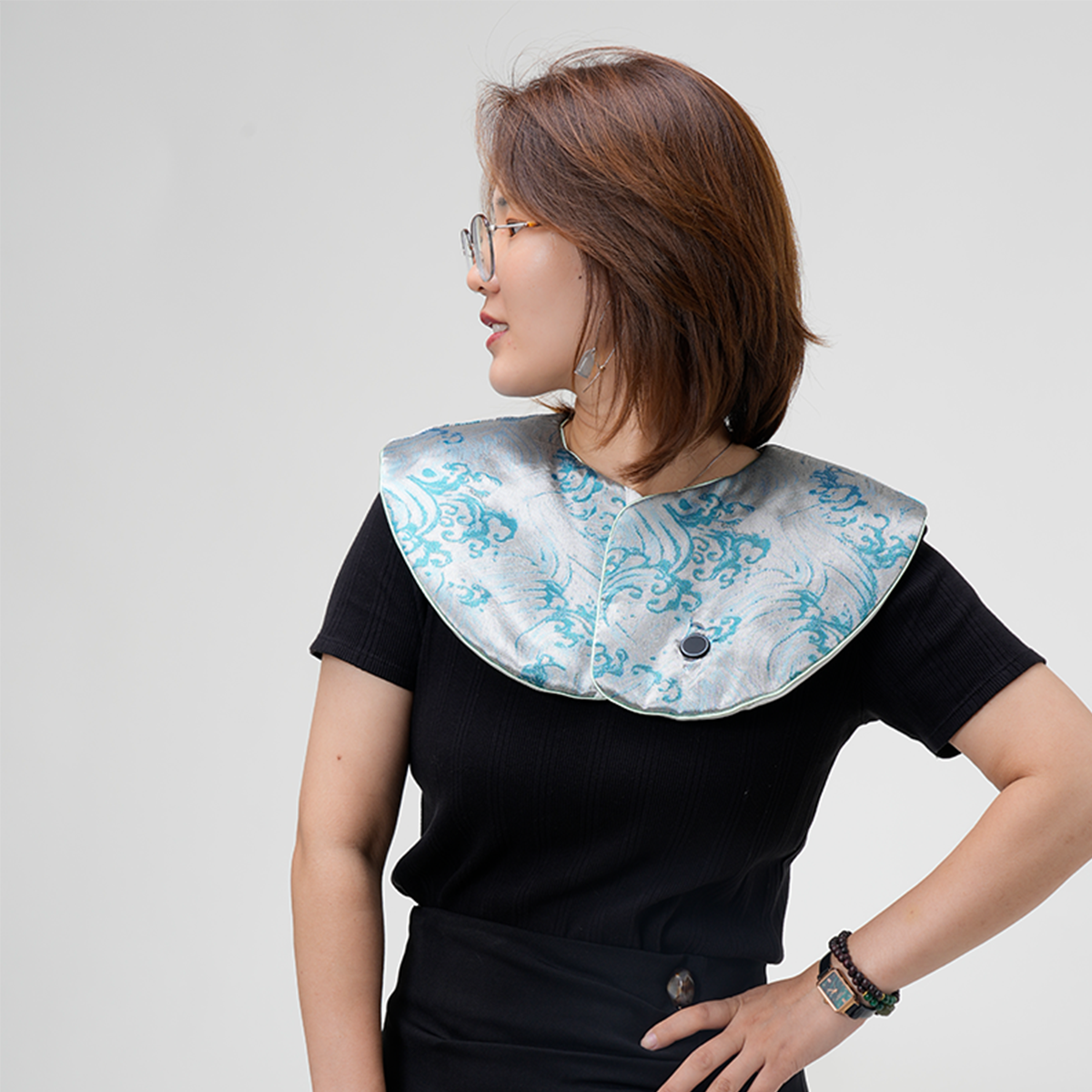 Graphene heating neck wrap-2.png